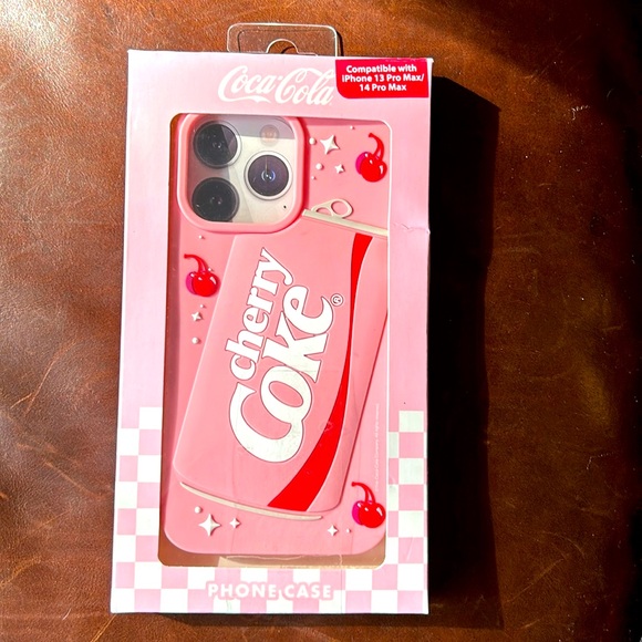 Cherry Coke iPhone case - Picture 3 of 6
